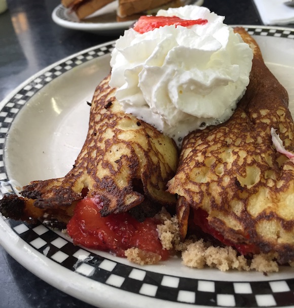 Pancakes at Pamela's